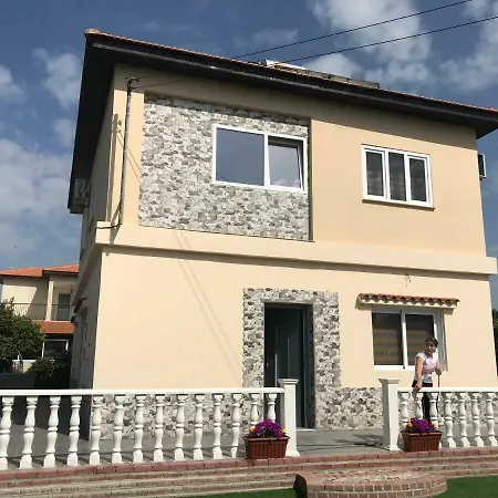 Larnaca Village Garden Apts 2 *