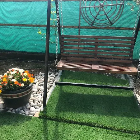 דירה Larnaca Village Garden Apts 2 מזוטוס